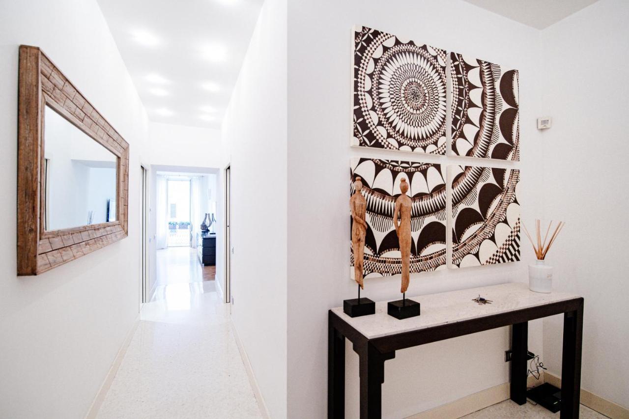 Apartmán La Finestra Sul Duomo - The House Of Travelers Como Exteriér fotografie